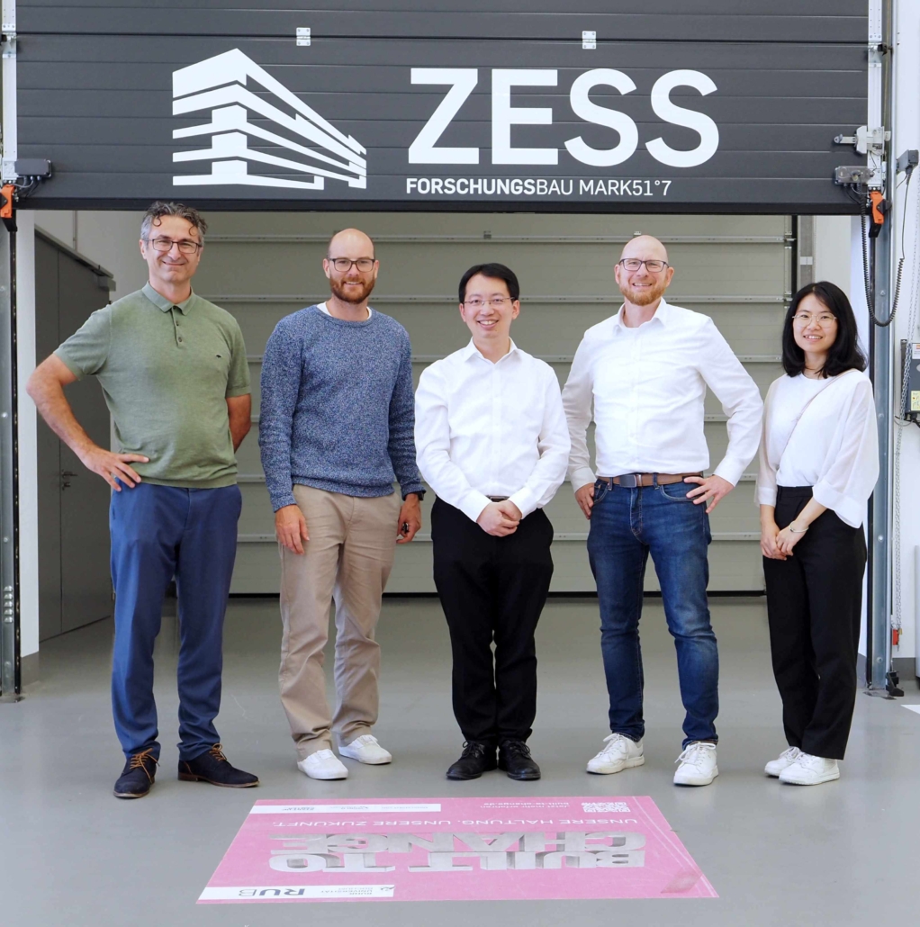 Gruppenfoto, v.l.n.r.: Prof. Aydin Sezgin, Dr. Martin Ebel, Prof. Jack Cheng, Prof. Martin König, Dr. Xuling Ye