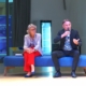 Prof. Dr. Uta Wilkens und Prof. Dr. Thorsten Berger beim Panel Talk des KI Meetup NRW am ZESS