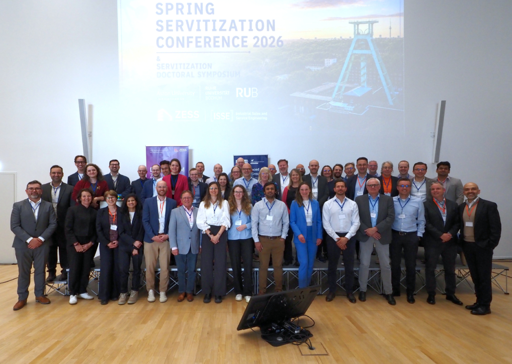 Gruppenfoto bei der Spring Servitization Conference 2026 am ZESS